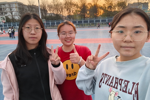 图五 智牧2502 南梦茹.jpg