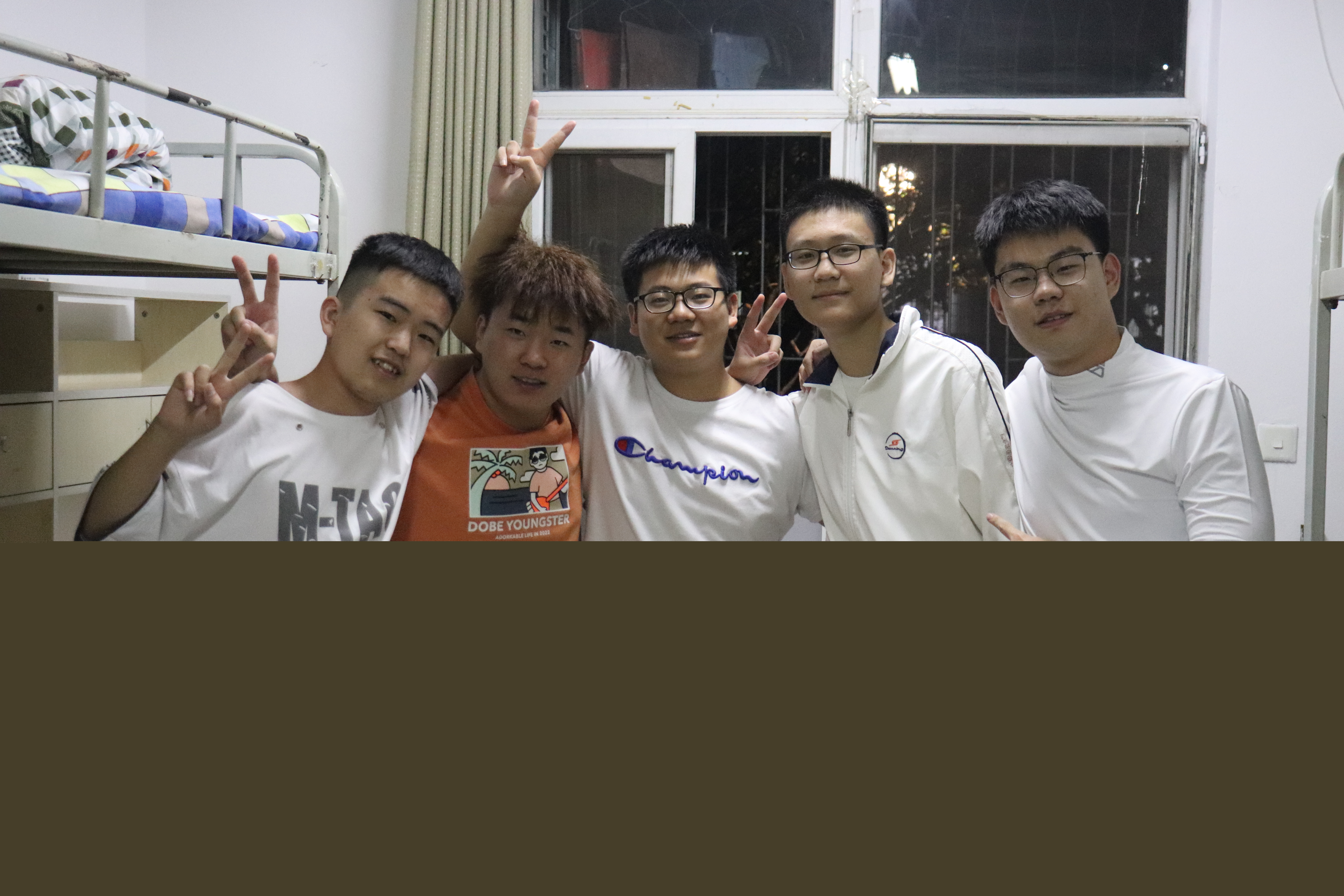 fca1c8a44d96432da80c0809cb1ea81e.jpg